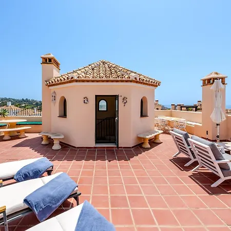 Апартаменти El Manantial Elviria - Spacious Sea View With Large Terrace Марбелья