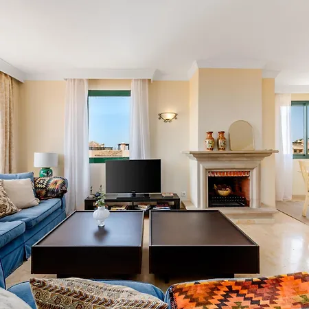 Апартаменти El Manantial Elviria - Spacious Sea View With Large Terrace *