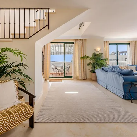 Апартаменти El Manantial Elviria - Spacious Sea View With Large Terrace Марбелья