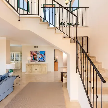 Апартаменти El Manantial Elviria - Spacious Sea View With Large Terrace *