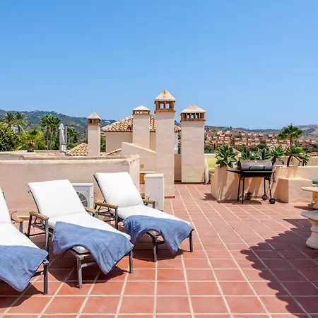 Апартаменти El Manantial Elviria - Spacious Sea View With Large Terrace Марбелья
